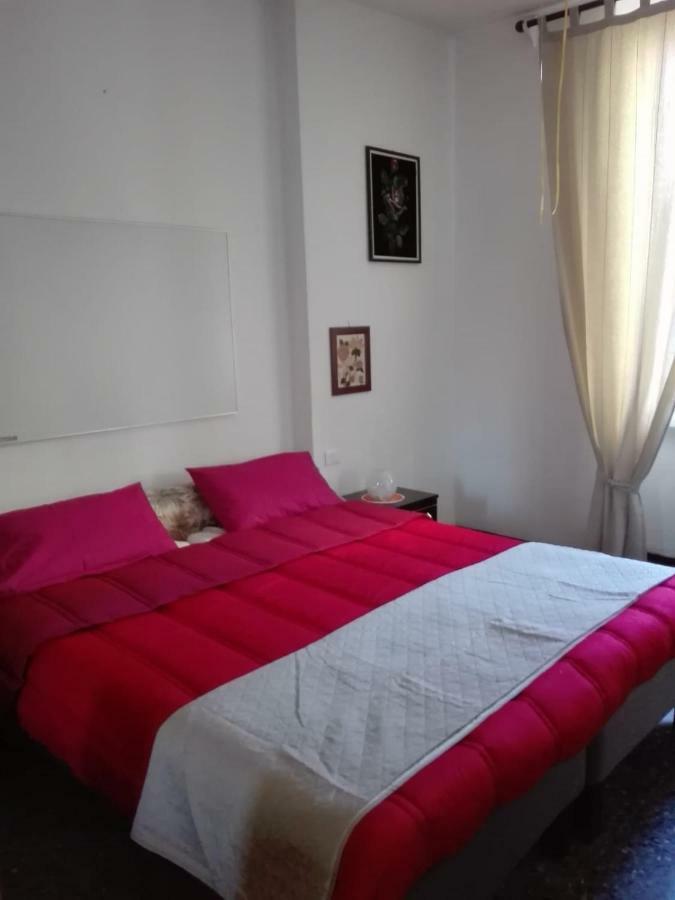 Isola Bi Bed and Breakfast Milano Exteriör bild